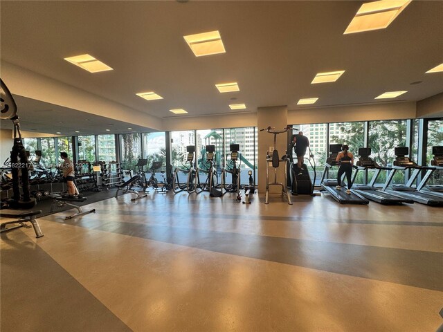 88 SW 7th St Unit 3012, Miami, FL 33130 - view of gym