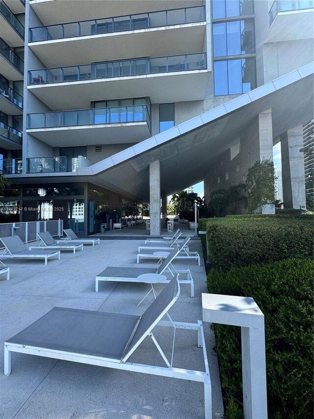 88 SW 7th St Unit 3012, Miami, FL 33130 - surrounding community