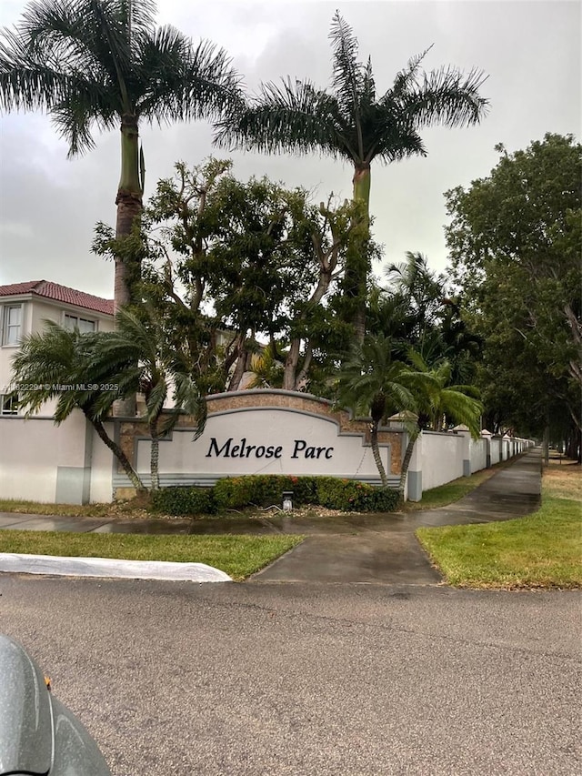 16388 SW 47th Ter, Miami, FL 33185 - view of community sign