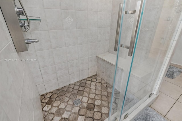 8981 NW 166th Ter, Miami Lakes, FL 33018 - full bath featuring a shower stall