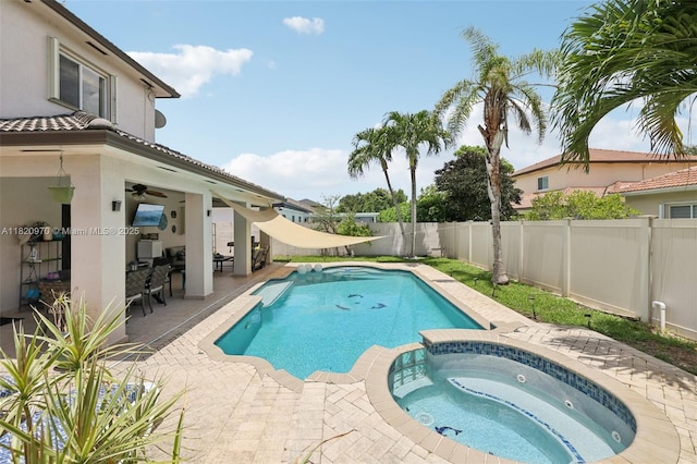 8981 NW 166th Ter, Miami Lakes, FL 33018 - view of swimming pool with a fenced backyard, a patio area, a ceiling fan, and a pool with connected hot tub