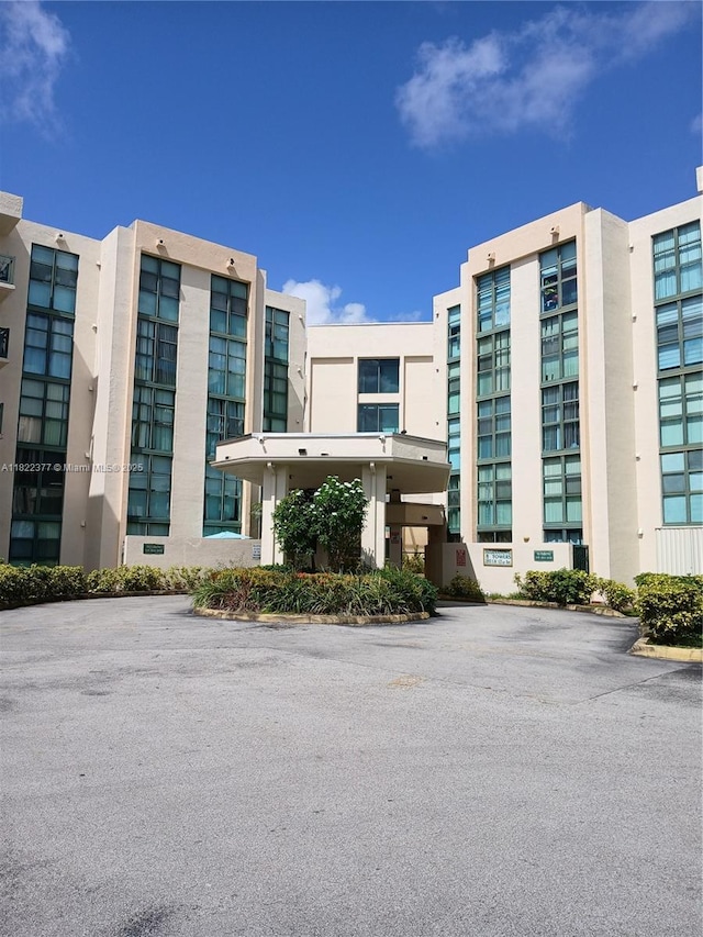 2055 SW 122nd Ave Unit 113, Miami, FL 33175 - view of building exterior