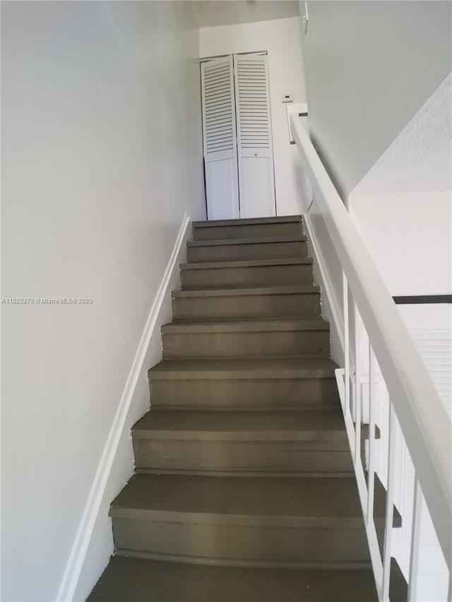 5834 NW 21st St Unit 41-B, Lauderhill, FL 33313 - view of stairs