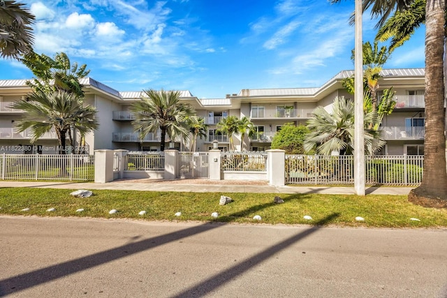 7403 SW 82nd St Unit 207N, Miami, FL 33143 - view of building exterior