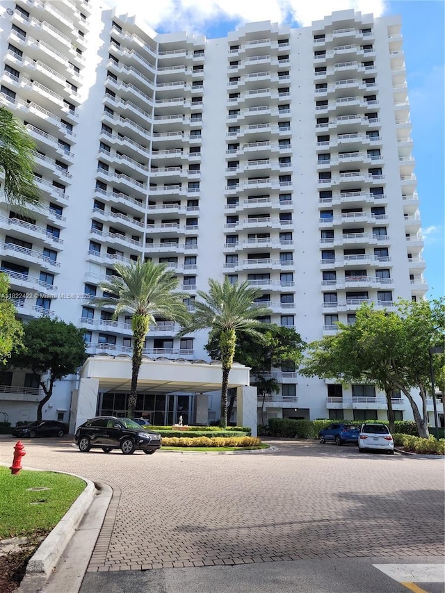 3300 NE 192nd St Unit 1008, Aventura, FL 33180 - view of apartment building / complex