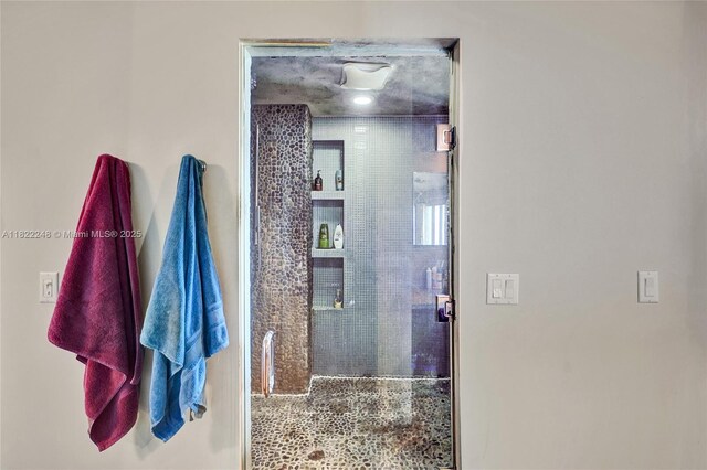 780 NE 69th St Unit T-1A, Miami, FL 33138 - view of bathroom