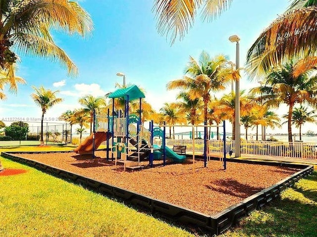 2101 Brickell Ave Unit 1711, Miami, FL 33129 - view of community play area