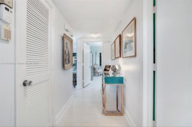 4650 Kittiwake Ct Unit 4650, Boynton Beach, FL 33436 - hall featuring baseboards