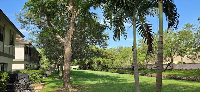 9750 NW 14th St Unit 30-5, Coral Springs, FL 33071 - view of green lawn