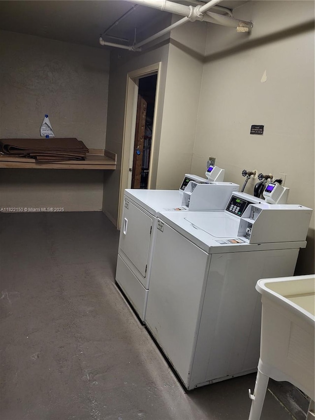 3150 W Rolling Hills Cir Unit 310, Davie, FL 33328 - washroom featuring washing machine and clothes dryer