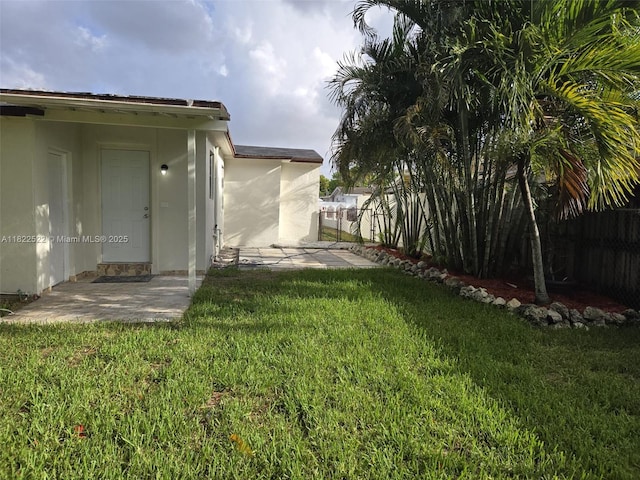 257 E 38th St, Hialeah, FL 33013 - view of yard