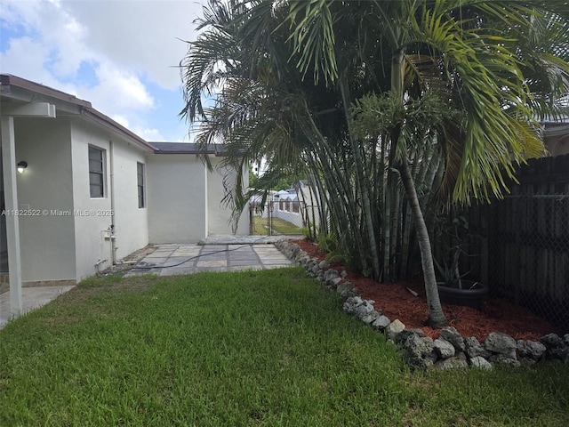 257 E 38th St, Hialeah, FL 33013 - view of yard