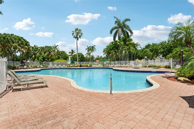 1745 NW 77th Ave, Pembroke Pines, FL 33024 - community pool with a patio area