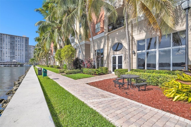 17100 N Bay Rd Unit 1904, Sunny Isles Beach, FL 33160 - surrounding community with a water view
