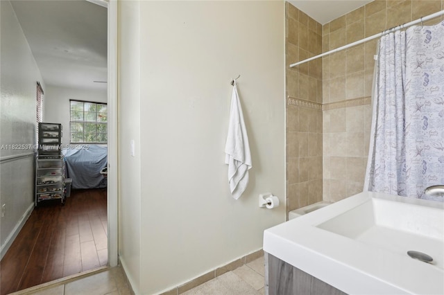 13006 SW 196th St, Miami, FL 33177 - ensuite bathroom featuring a shower with curtain