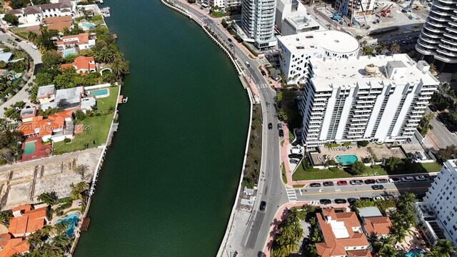 3250 Indian Creek Dr, Miami Beach, FL 33140 - photo 4