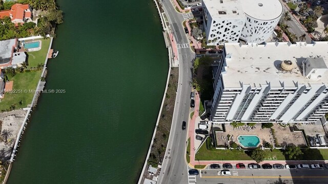 3250 Indian Creek Dr, Miami Beach, FL 33140 - photo 10