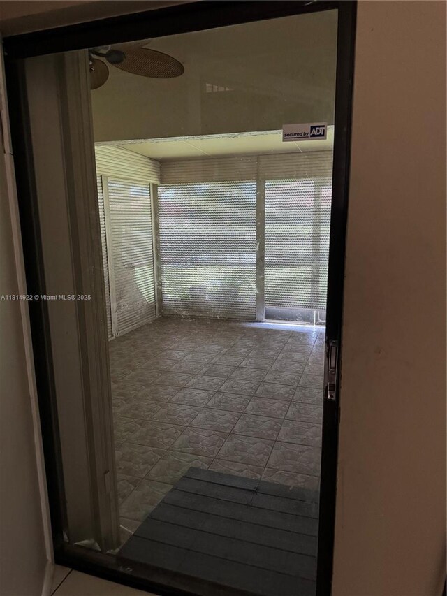 3313 W Inverrary Blvd W, Lauderhill, FL 33319 - view of hallway