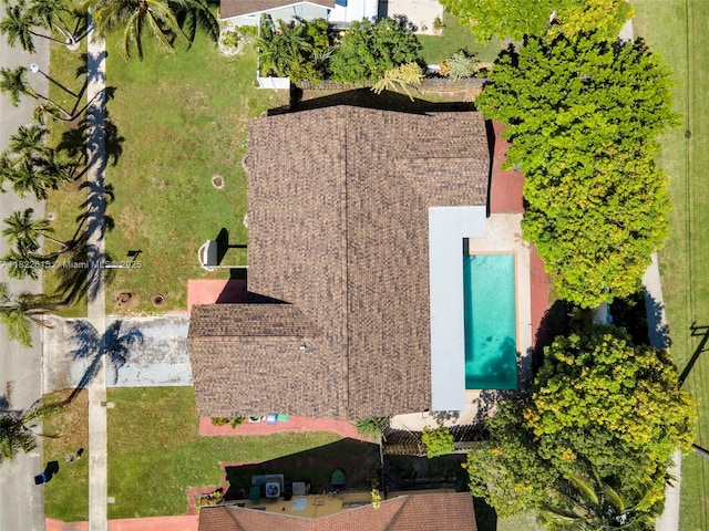 7220 NW 44th Ct, Lauderhill, FL 33319 - aerial view of property and surrounding area featuring a pool