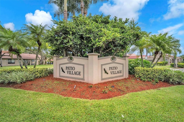 566 Village Lake Dr, Weston, FL 33326 - photo 1