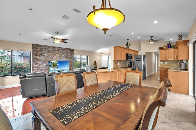 566 Village Lake Dr, Weston, FL 33326 - photo 10