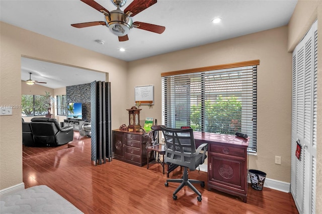 566 Village Lake Dr, Weston, FL 33326 - photo 21