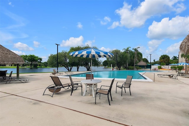566 Village Lake Dr, Weston, FL 33326 - photo 28