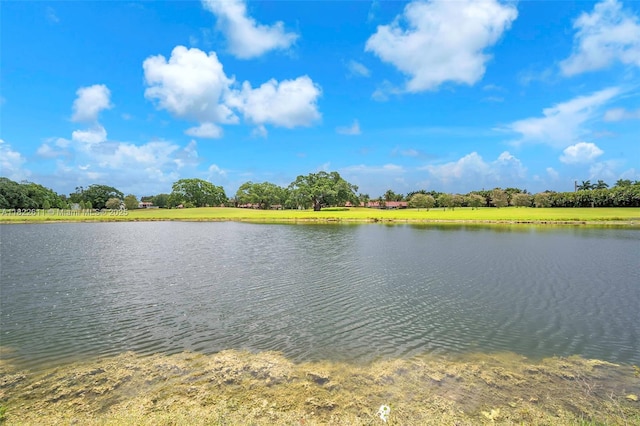566 Village Lake Dr, Weston, FL 33326 - photo 36