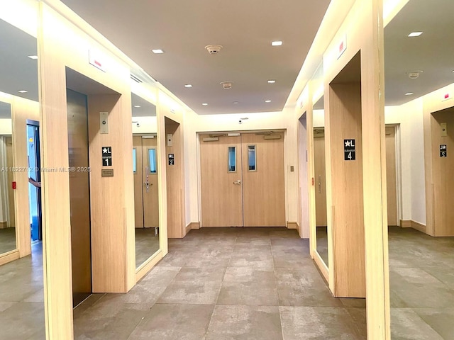 90 SW 3rd St Unit 3010, Miami, FL 33130 - hallway featuring baseboards