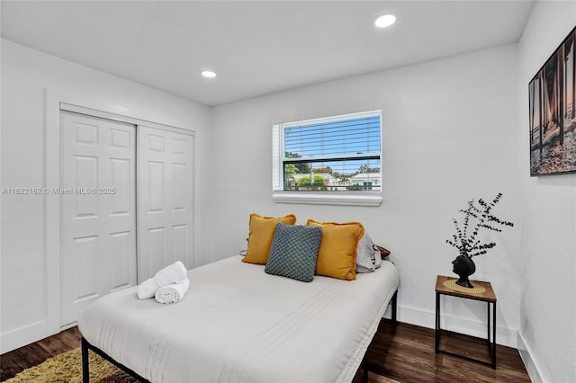 1772 SW 43rd Ave, Fort Lauderdale, FL 33317 - bedroom featuring wood finished floors, recessed lighting, and a closet