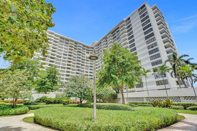 600 Three Islands Blvd Unit 615, Hallandale Beach, FL 33009 - view of apartment building / complex
