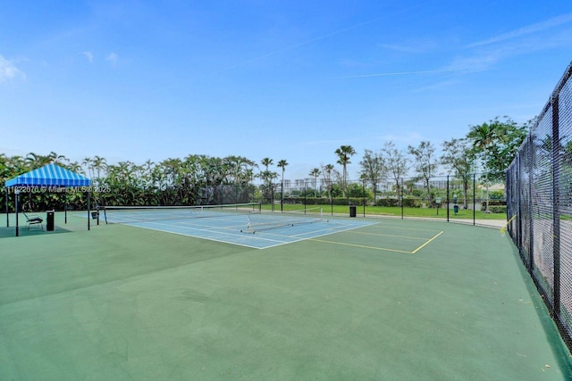 600 Three Islands Blvd Unit 615, Hallandale Beach, FL 33009 - view of tennis court with community basketball court