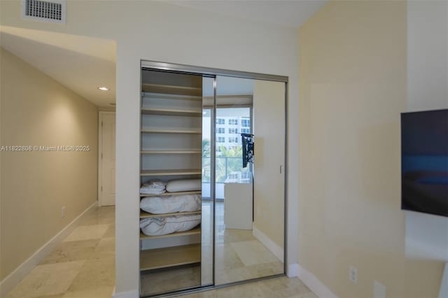 3101 S Ocean Dr Unit 404, Hollywood, FL 33019 - view of closet