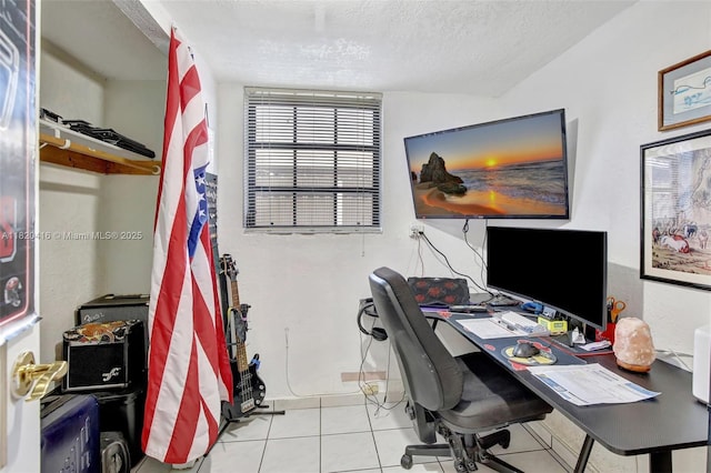 7950 NW 174th Ter, Hialeah, FL 33015 - office featuring a textured ceiling and tile patterned flooring