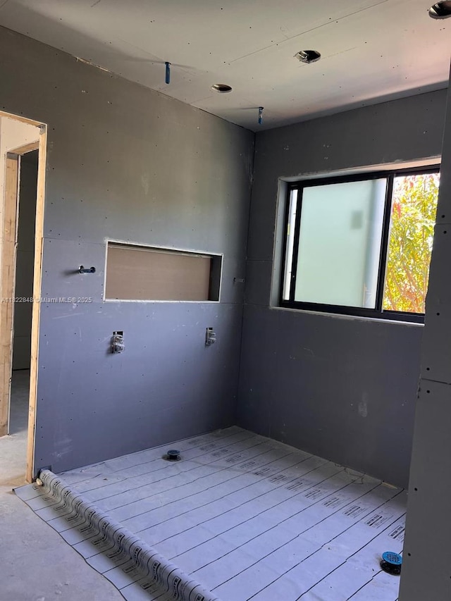 1700 NE 18th St, Fort Lauderdale, FL 33305 - view of unfurnished bedroom