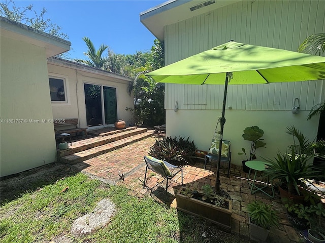 2985 Aviation Ave, Miami, FL 33133 - view of yard featuring a patio