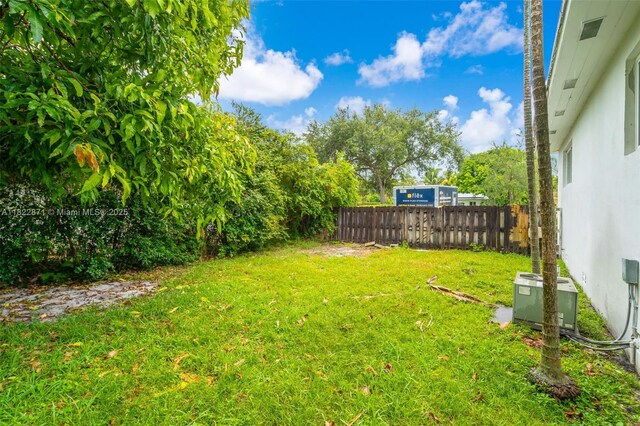 170 NW 105th St, Miami Shores, FL 33150 - view of yard
