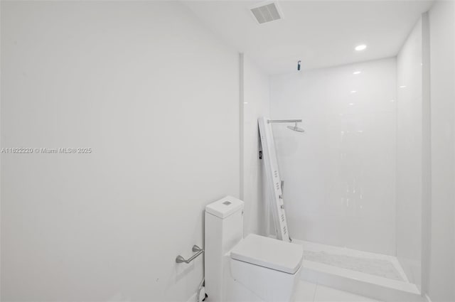 10205 Collins Ave Unit 1504, Bal Harbour, FL 33154 - full bath featuring tiled shower and recessed lighting