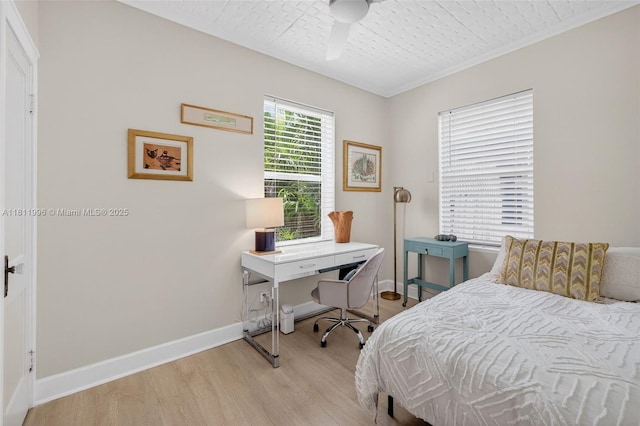 1314 SE 1st Ave, Fort Lauderdale, FL 33316 - bedroom featuring light wood finished floors, ornamental molding, ceiling fan, and an office area
