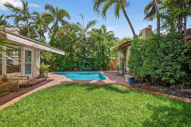 1314 SE 1st Ave, Fort Lauderdale, FL 33316 - outdoor pool with a patio area, a fenced backyard, and french doors