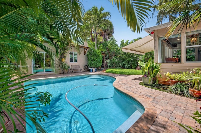 1314 SE 1st Ave, Fort Lauderdale, FL 33316 - view of swimming pool