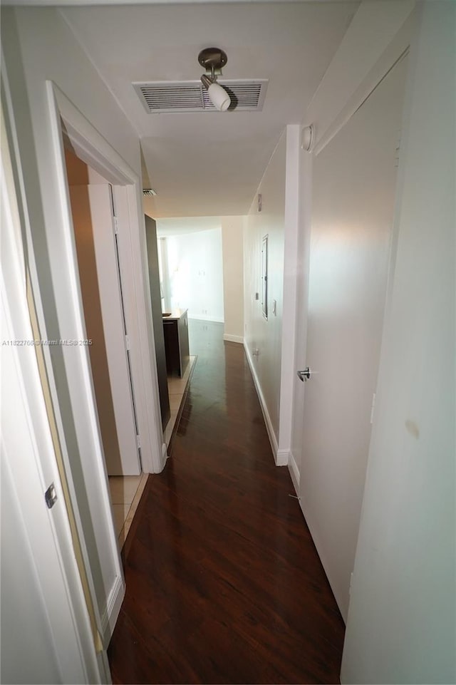 1900 N Bayshore Dr Unit 2510, Miami, FL 33132 - hall featuring wood finished floors