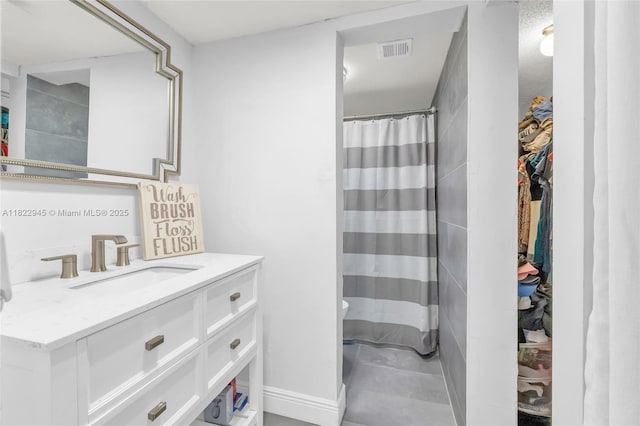 6728 SW 140th Ct, Miami, FL 33183 - full bathroom featuring vanity and a shower with curtain