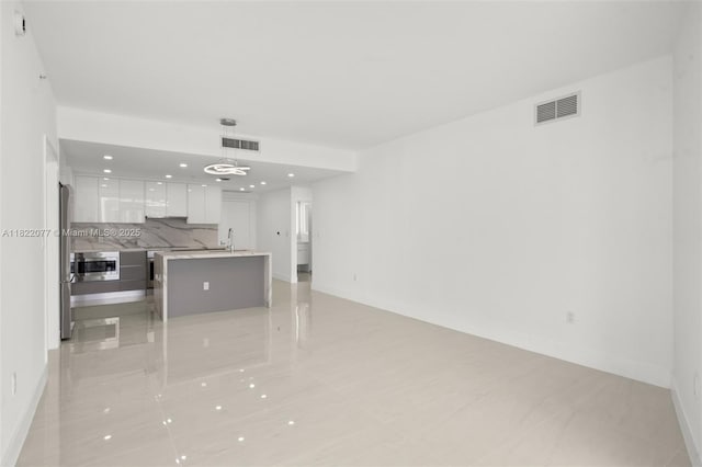 1900 N Bayshore Dr Unit 2104, Miami, FL 33132 - unfurnished living room featuring recessed lighting