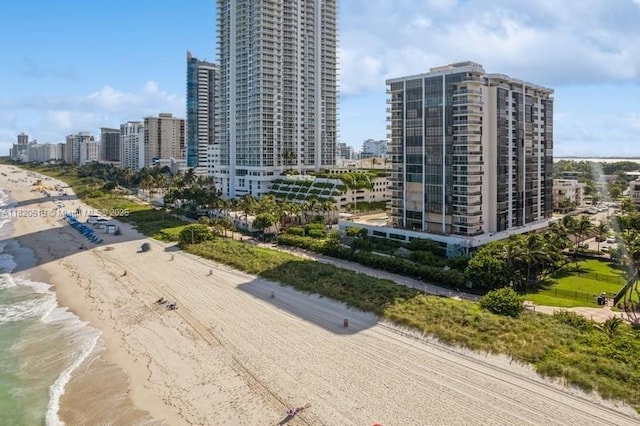 6423 Collins Ave Unit 1605, Miami Beach, FL 33141 - view of property featuring view of water and beach and a view of skyline