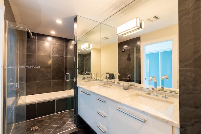 900 Biscayne Blvd Unit 2210, Miami, FL 33132 - full bath featuring double vanity, recessed lighting, and tiled shower / bath