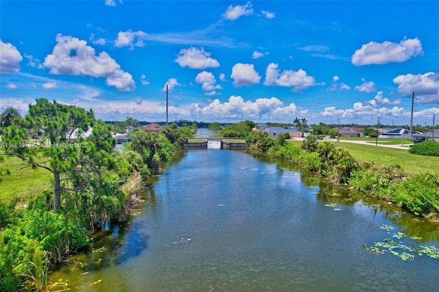 2625 NE 5th Pl, Cape Coral, FL 33909