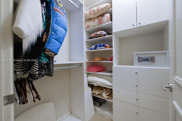 16051 Collins Ave Unit 1104, Sunny Isles Beach, FL 33160 - view of spacious closet