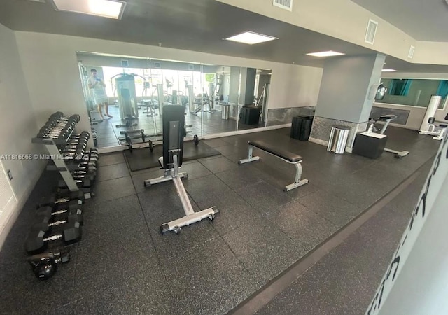 275 NE 18th St Unit 402, Miami, FL 33132 - view of exercise room