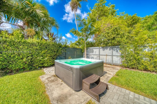 9104 SW 180th St, Palmetto Bay, FL 33157 - fenced backyard with a hot tub